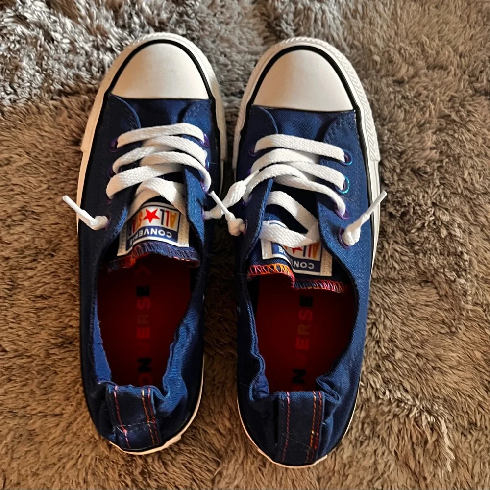Converse Kids Low Top Sneakers in Blue and White
